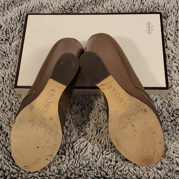 Michael Kors Open Toe Platform Wedges - Dark OIive Green - Picture 3 of 3